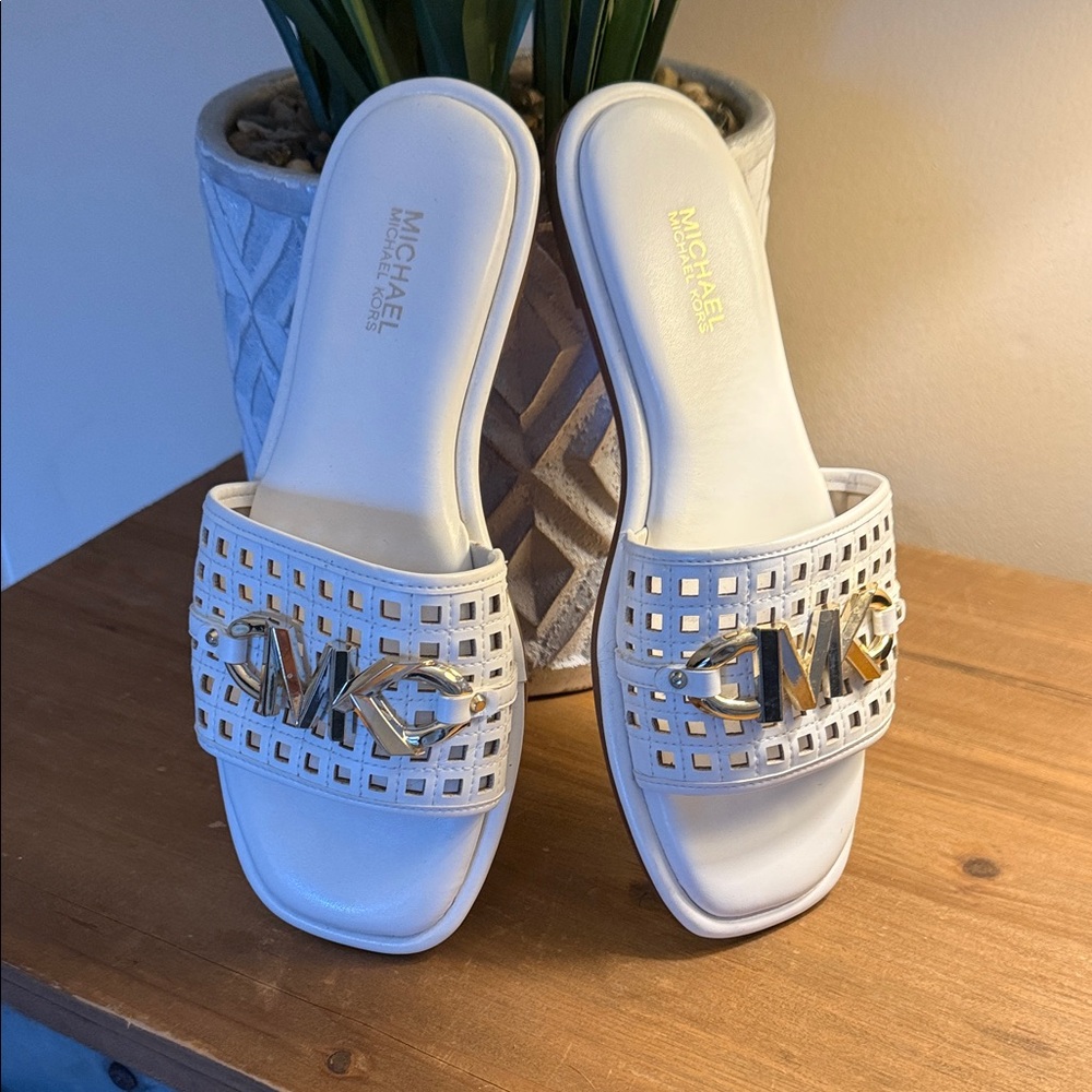 Michael Kors White and Gold Trim Slide Sandals
